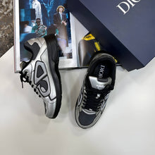 Load image into Gallery viewer, Shoes men