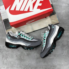 Load image into Gallery viewer, Shoes