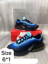 Load image into Gallery viewer, Shoes