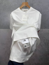 Load image into Gallery viewer, Tshirt
