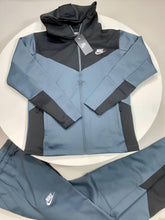 Load image into Gallery viewer, Tracksuit men