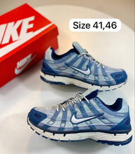Load image into Gallery viewer, Shoes
