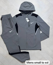 Load image into Gallery viewer, Tracksuit men