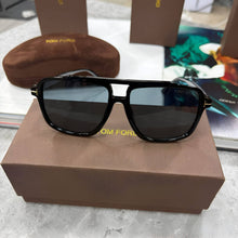 Load image into Gallery viewer, Sunglass