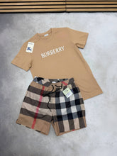 Load image into Gallery viewer, Tshirt