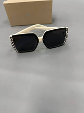 Load image into Gallery viewer, Sunglass