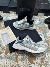 Load image into Gallery viewer, Shoes men