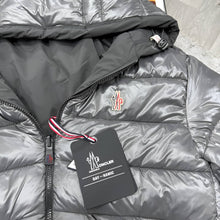 Load image into Gallery viewer, Jacket