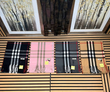 Load image into Gallery viewer, Scarf