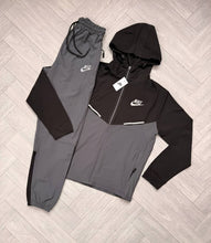 Load image into Gallery viewer, Tracksuit men