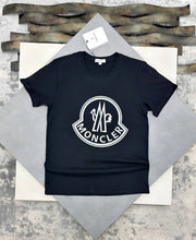 Load image into Gallery viewer, Tshirt