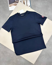 Load image into Gallery viewer, Tshirt