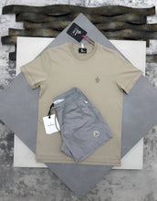 Load image into Gallery viewer, Tshirt women