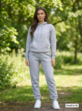 Load image into Gallery viewer, Tracksuit women