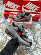 Load image into Gallery viewer, Shoes