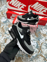 Load image into Gallery viewer, Shoes