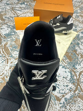 Load image into Gallery viewer, Shoes