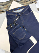 Load image into Gallery viewer, Jeans