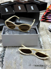 Load image into Gallery viewer, Sunglass