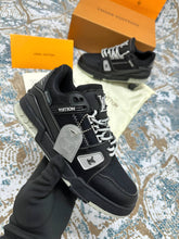 Load image into Gallery viewer, Shoes
