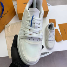 Load image into Gallery viewer, Shoes