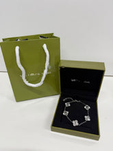 Load image into Gallery viewer, Bracelet