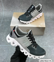 Load image into Gallery viewer, Shoes