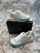 Load image into Gallery viewer, Shoes