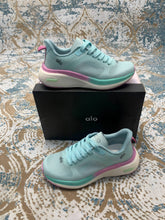 Load image into Gallery viewer, Shoes