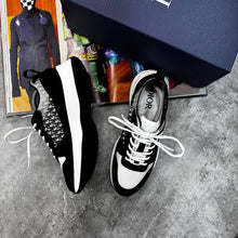 Load image into Gallery viewer, Shoes men