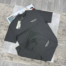 Load image into Gallery viewer, Tshirt