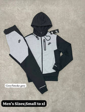 Load image into Gallery viewer, Tracksuit men
