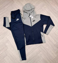 Load image into Gallery viewer, Tracksuit men