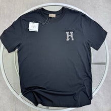 Load image into Gallery viewer, T-shirt