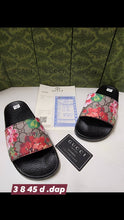 Load image into Gallery viewer, Slipper