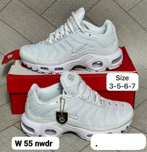 Load image into Gallery viewer, Shoes