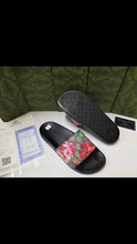 Load image into Gallery viewer, Slipper