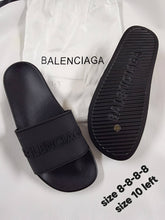 Load image into Gallery viewer, Slipper