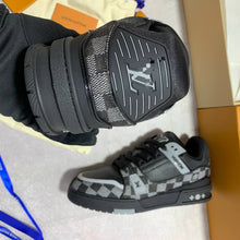 Load image into Gallery viewer, Shoes men