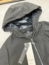 Load image into Gallery viewer, Jacket