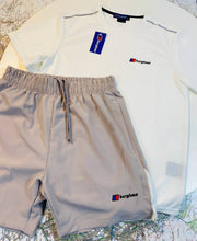 Load image into Gallery viewer, Tshirt