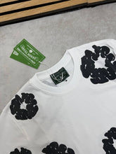 Load image into Gallery viewer, Tshirt