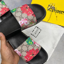 Load image into Gallery viewer, Slipper
