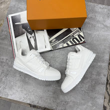 Load image into Gallery viewer, Shoes