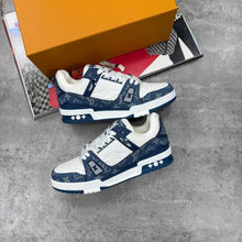 Load image into Gallery viewer, Shoes