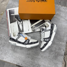 Load image into Gallery viewer, Shoes
