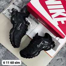 Load image into Gallery viewer, Shoes