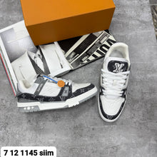 Load image into Gallery viewer, Shoes