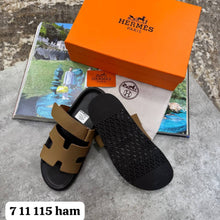 Load image into Gallery viewer, Slipper