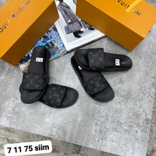 Load image into Gallery viewer, Slipper